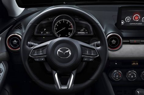 Обновленный Mazda CX-3 стал мощнее и комфортнее