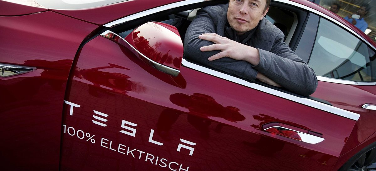 В Одессе торговали поддельными акциями компании «Tesla»