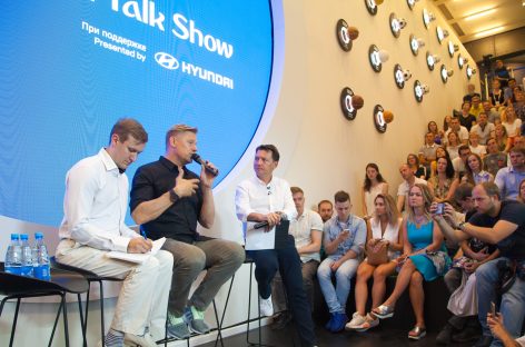 Ток-шоу выдающегося футболиста Петера Шмейхеля и Георгия Черданцева состоялось в Hyundai Motorstudio