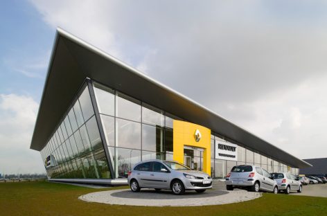 Продажи обновленных Renault Logan и Sandero стартовали в дилерской сети