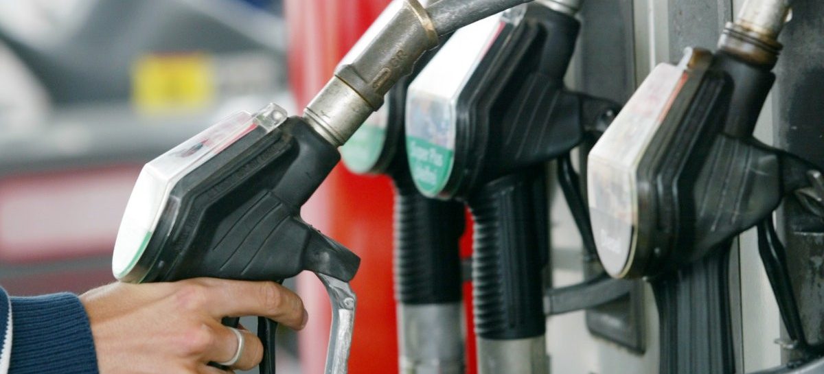 В Госдуме предложили ввести госрегулирование цен на бензин