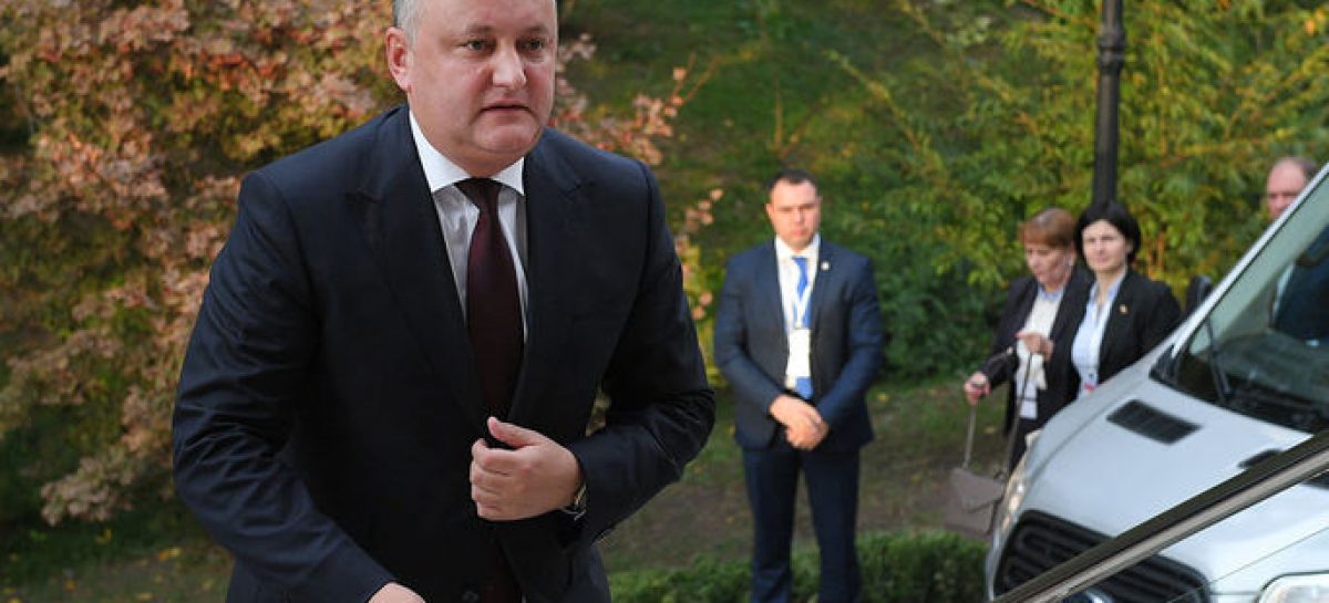 Мать президента Молдавии серьезно пострадала после ДТП с грузовиком