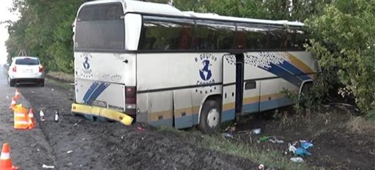 На Кубани в ДТП с автобусом пострадали более 20 человек