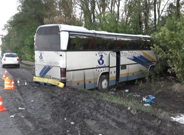 На Кубани в ДТП с автобусом пострадали более 20 человек