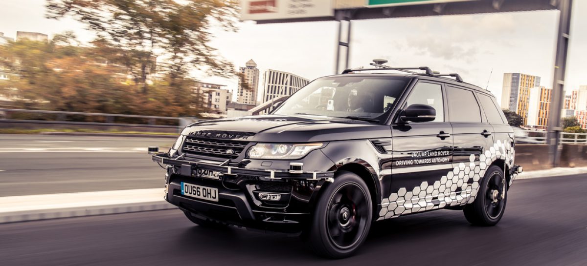 Беспилотный Range Rover Sport прошел испытания  на трассе в Ковентри