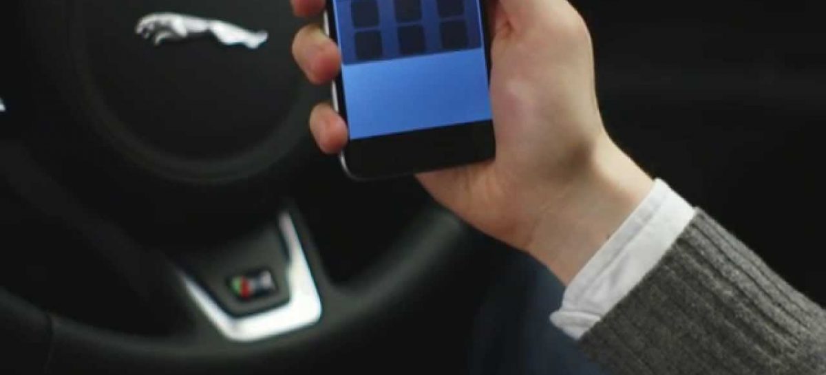 Jaguar Land Rover представляет пакет Smartphone Pack для смартфонов на базе Android и iOS