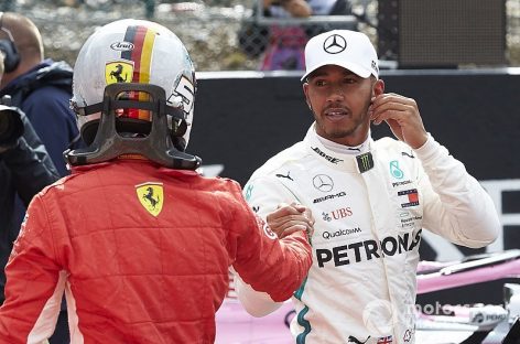 Хэмилтон счел Mercedes победителем в психологической войне с Ferrari