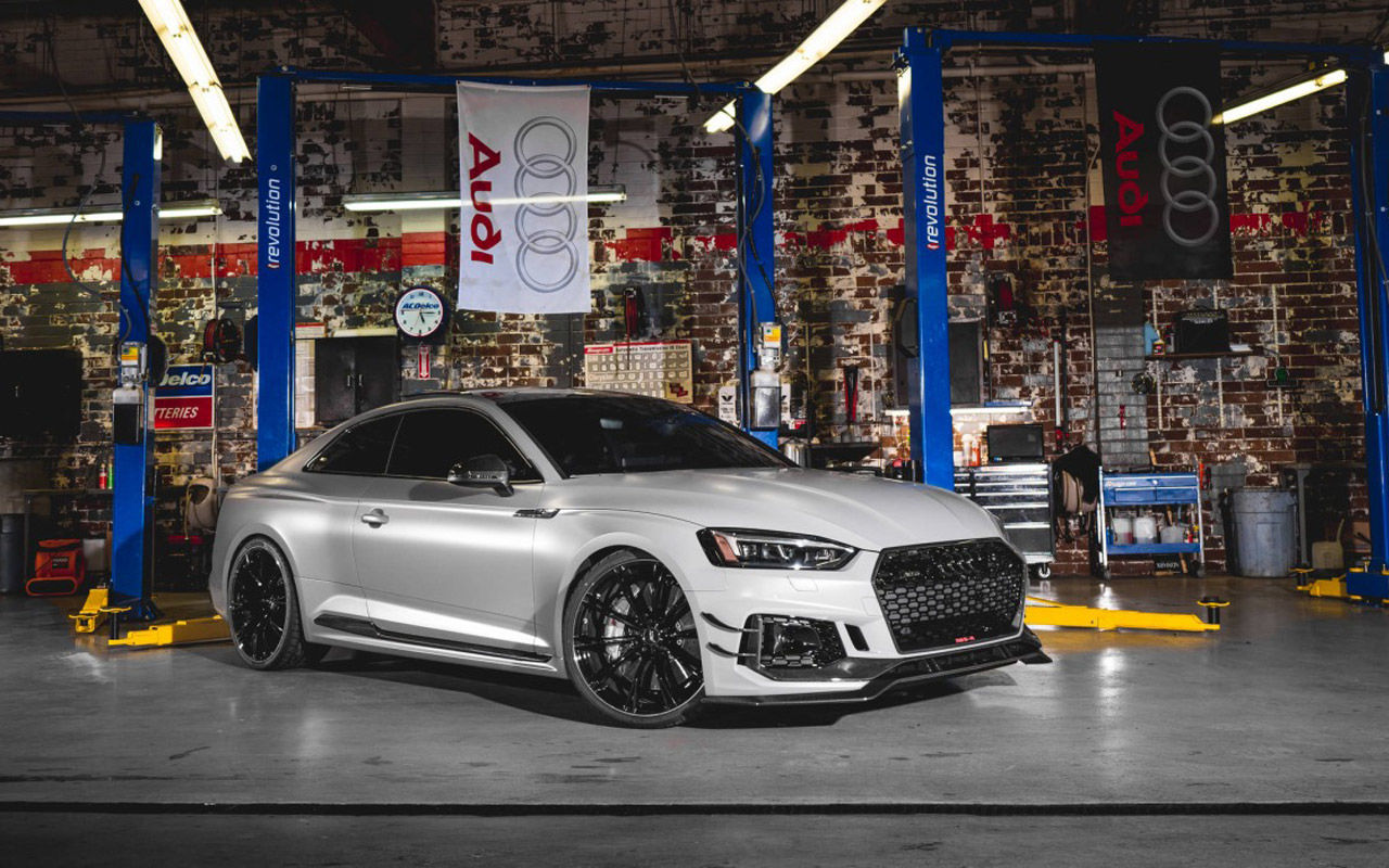 Audi RS5-R