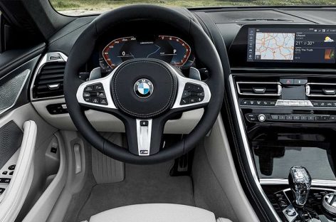 BMW Group Россия предоставила 20 автомобилей социальным фондам