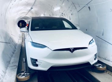 Илон Маск показал работу первого скоростного тоннеля под Лос-Анджелесом