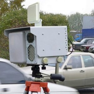 Подборка эпичных видеороликов о борьбе с камерами фотофиксации на дороге