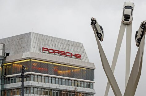 Porsche сообщает, что производит только два одинаковых спортивных автомобиля в год