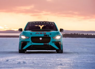 Jaguar Racing выходит на лед в арктическом испытании