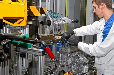 Volkswagen отмечает производство 400-тысячного двигателя на заводе в Калуге