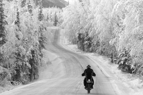 В Канаде могут запретить езду на мотоцикле зимой
