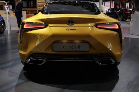 Lexus объявляет о старте продаж новой эксклюзивной версии купе LC Yellow Edition
