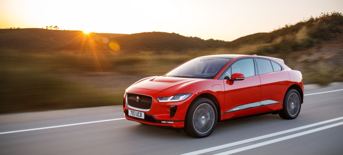 Электромобиль Jaguar I-PACE  — победитель премии «ТОП-5 АВТО» в номинации «Лучший компактный кроссовер»