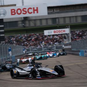 Команда Nissan e.dams продолжает успешно выступать в чемпионате Формулы Е