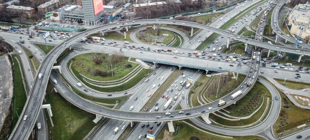 Марат Хуснуллин рассказал, когда будет завершена реконструкция Московской кольцевой автодороги (МКАД)