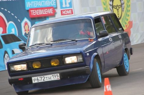 В Люберцах прошел Кубок Победы по автослалому
