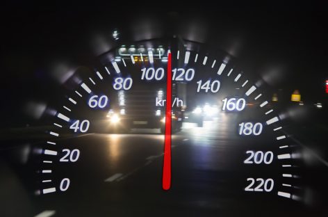 Снижение до 10 км/час порога превышения скоростного режима могут принять для городских дорог