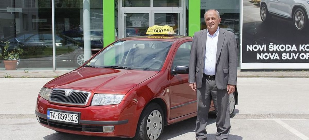 Владельца Skoda Fabia наградили за бережное отношение к автомобилю