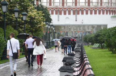 Жителей Московского региона ожидают жаркая погода и дожди с грозами