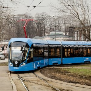В Москве с автомобилиста пытаются взыскать 1,5 млн  рублей за повреждения трамвая
