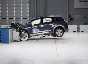 Водородный Hyundai NEXO получил награду Страхового института дорожной безопасности (IIHS)