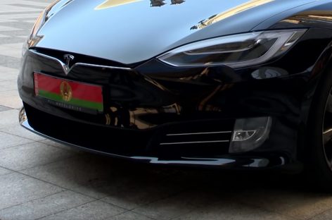 Александр Лукашенко приедет на презентацию белорусского электромобиля на Tesla