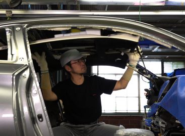 Компания Nissan запускает новые технологии, инвестируя в производство 33 млрд. йен