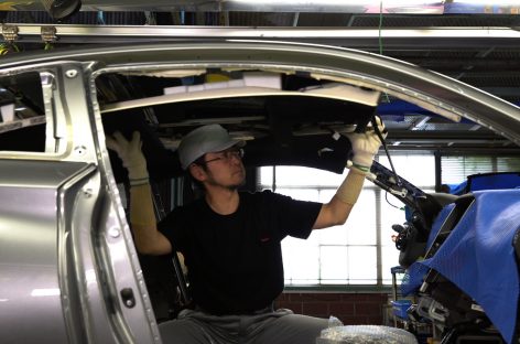 Компания Nissan запускает новые технологии, инвестируя в производство 33 млрд. йен