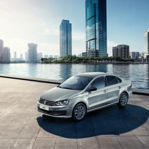 Volkswagen представляет бестселлер Polo в новом, более доступном исполнении