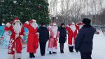 Инспекторы ГИБДД массово переодеваются в Дедов Морозов