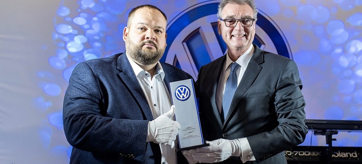 Volkswagen представляет цифровой шоу-рум “Фастар”