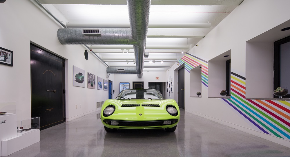Miura от Lamborghini на выставке Art Basel Miami Beach