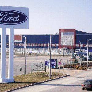 Ford бесплатно обучает навыкам безопасного вождения онлайн