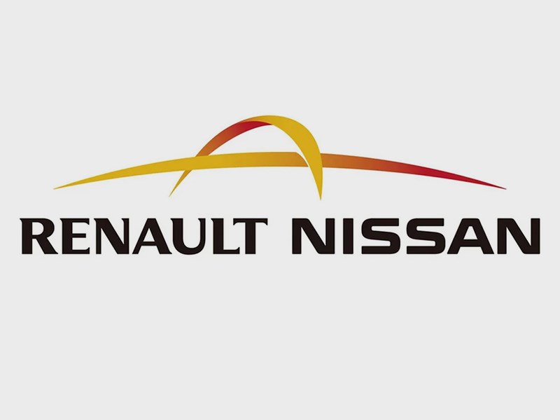 Nissan может выйти из альянса с Renault