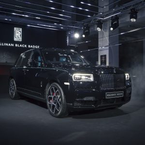 Российская премьера Rolls-Royce Cullinan Black Badge