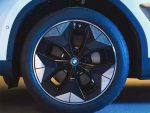 Электрический кроссовер BMW получит аэродинамические колеса