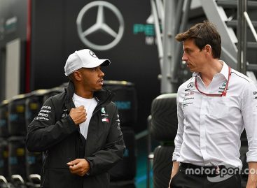 Mercedes и Хэмилтон начнут переговоры о контракте в феврале