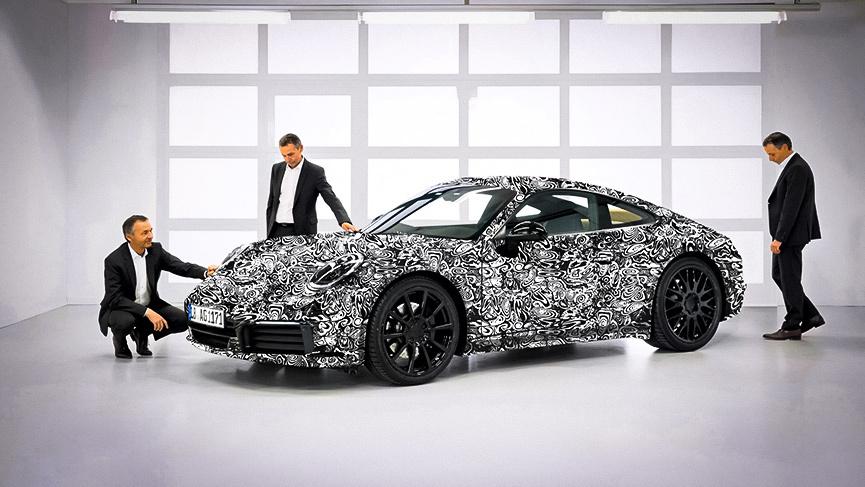 Porsche заехала в тупик с гибридным спорткаром 911