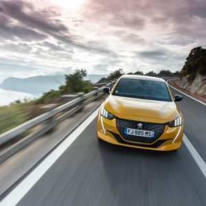 Шесть «Европейских автомобилей года» Peugeot – от 504 до нового 208