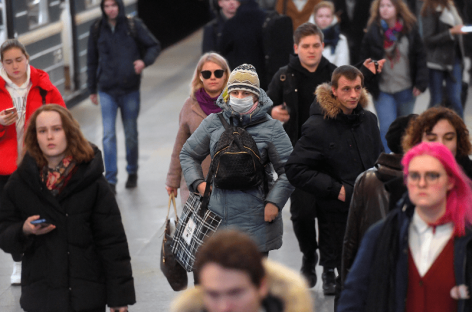 Москвичей призвали избегать городского транспорта в час пик