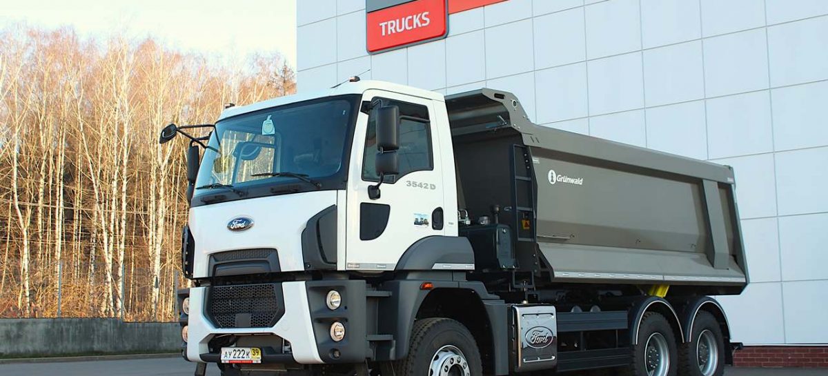 Самосвал Ford Trucks поступил в автопарк московской строительной компании