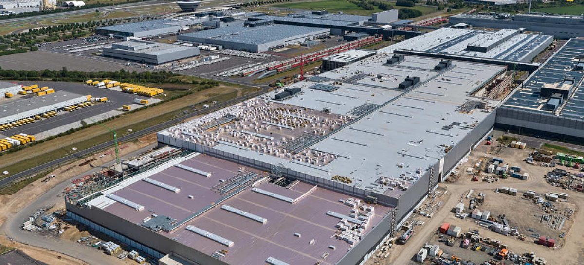Завод Porsche в Лейпциге готовится к электромобильности