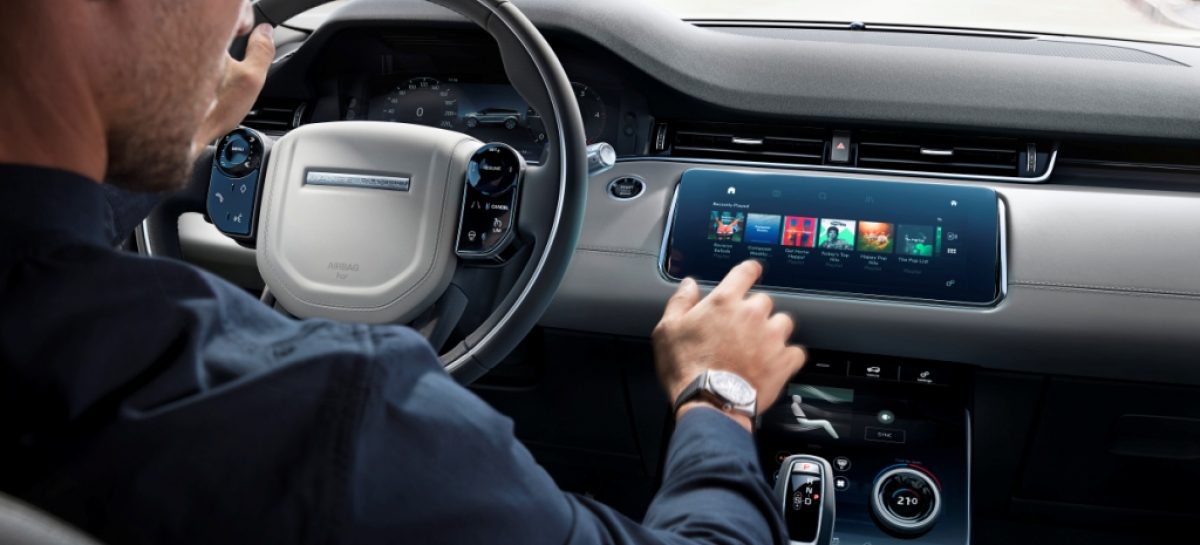 Владельцы автомобилей Jaguar и Land Rover могут использовать новое музыкальное приложение Spotify