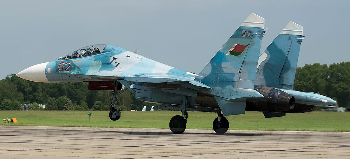 Белорусские военные проведут тренировки по посадке самолетов на трассу Минск — Брест