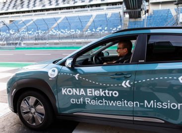 Кроссовер Hyundai KONA Electric установил рекорд по дальности пробега в 1 026 км