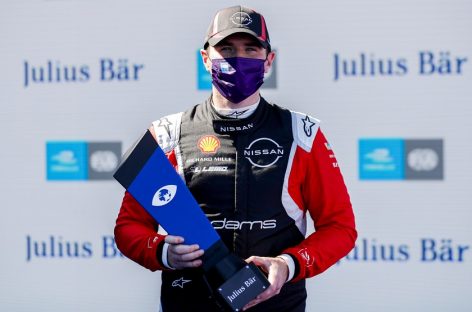 Команда Nissan e.dams завоевала первую победу в финальной сессии сезона Формулы Е в Берлине